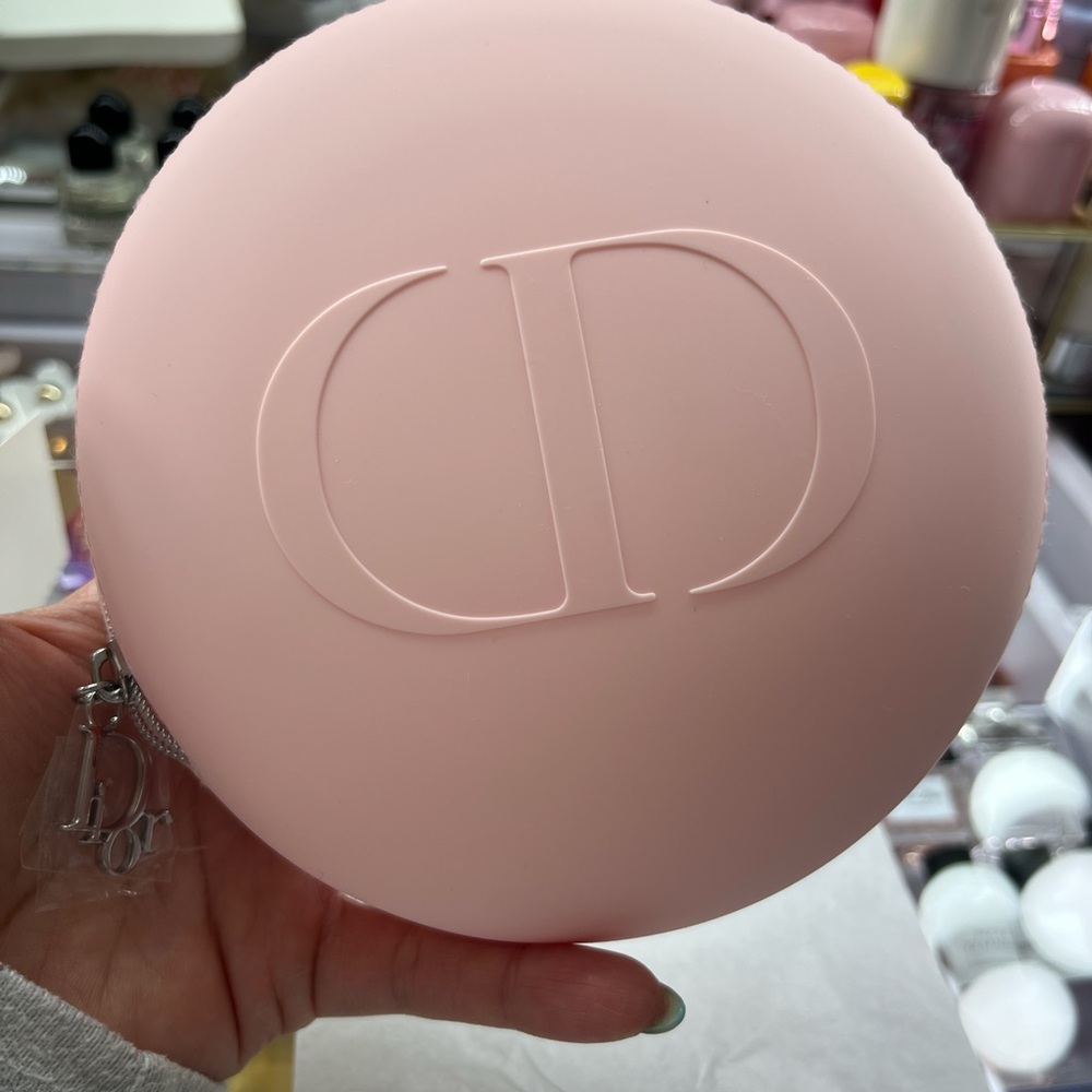 Dior Soft Pink Circular Clutch - Picture 2 of 6
